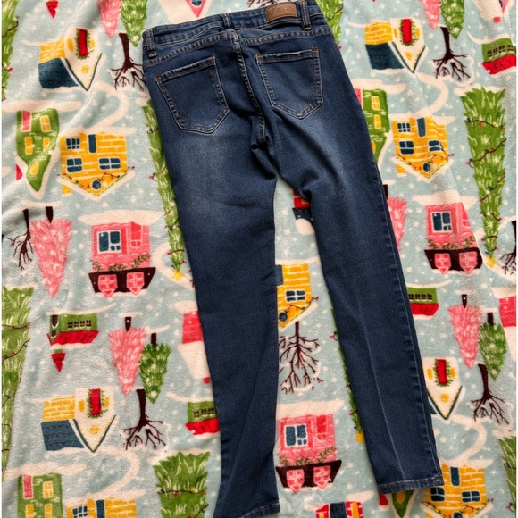 Belle Angel Jeans (3) - Picture 3 of 3